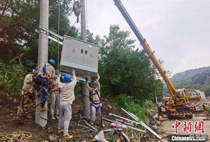 北京房山、门头沟、昌平区因灾情供电受影响的村复电率达71%