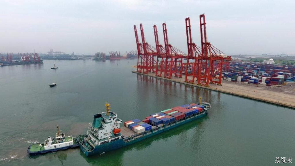 海关总署：前7个月中非贸易规模1.14万亿，同比增7.4%