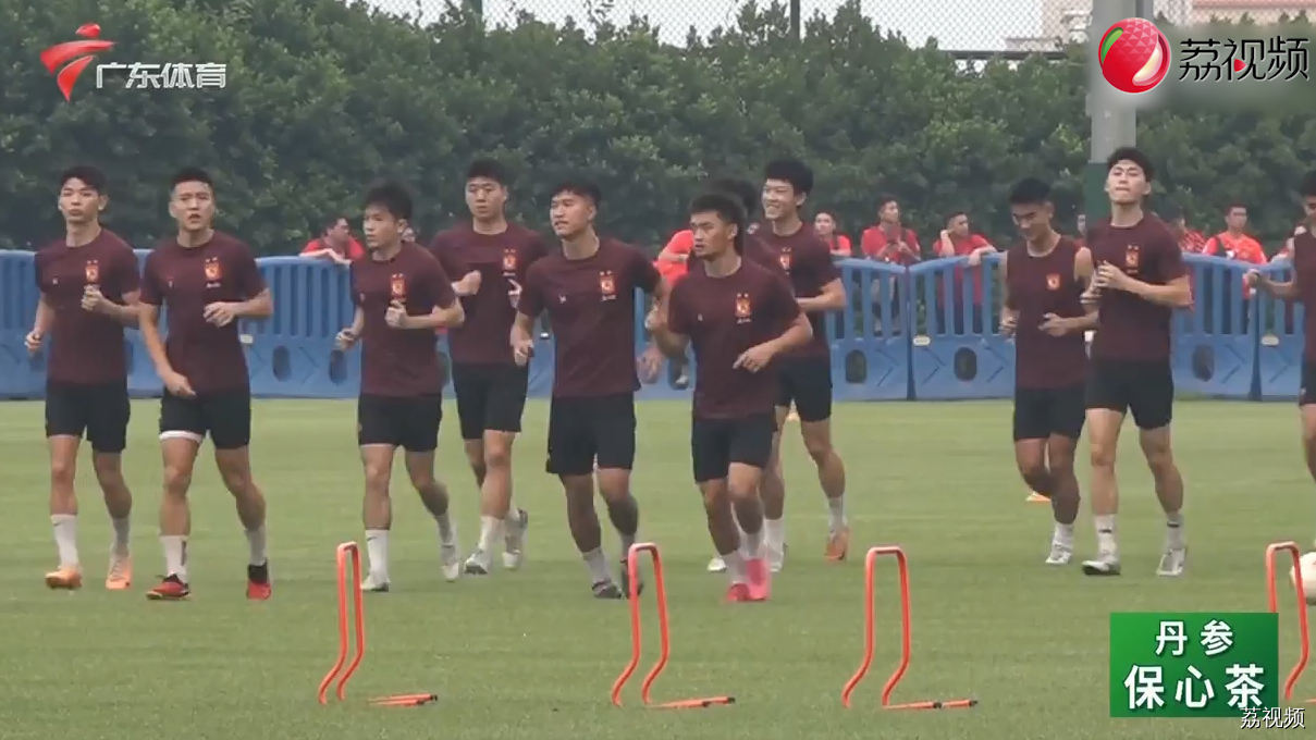 广州队提前保级 萨尔瓦多开始备战下个赛季