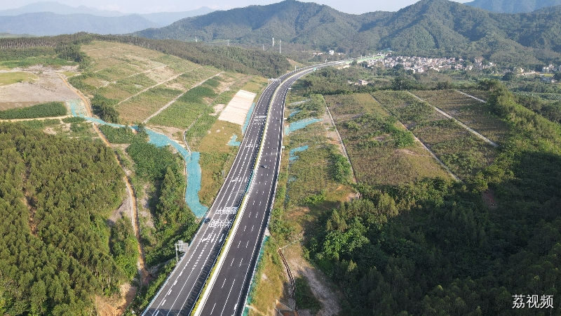 惠龙高速正式通车