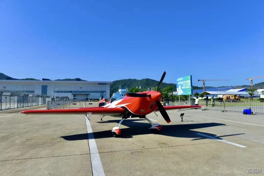 集结！又有2支飞行表演队抵达珠海！