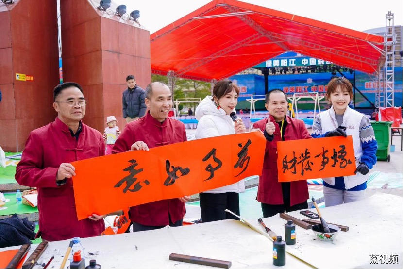 今晨气温接近零度，2023年程村蚝美食文化周活动在阳西火爆开启！