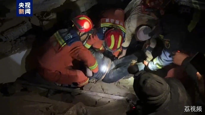 甘肃积石山6.2级地震已致111人遇难！