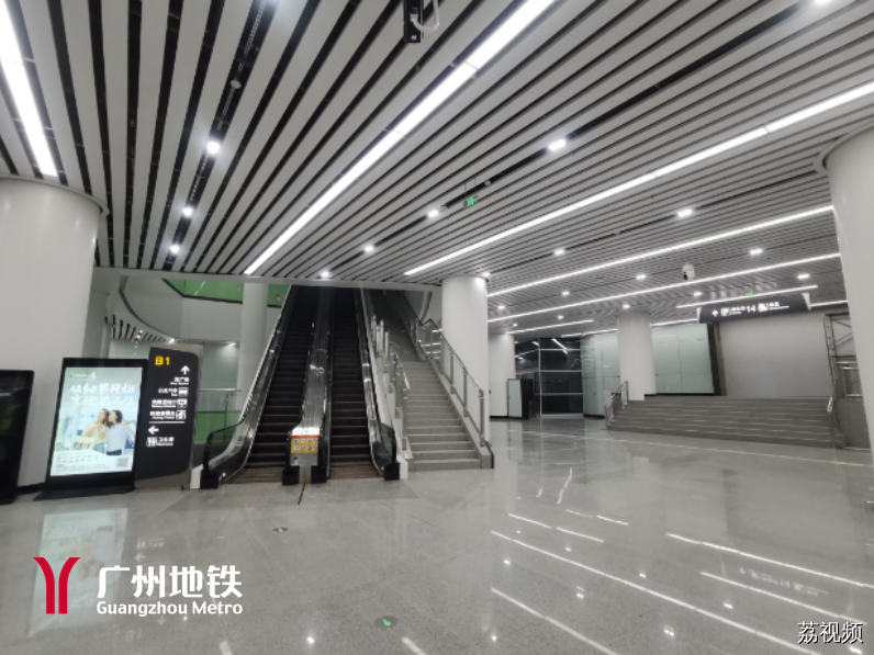 广州白云站进出站最新攻略来了→