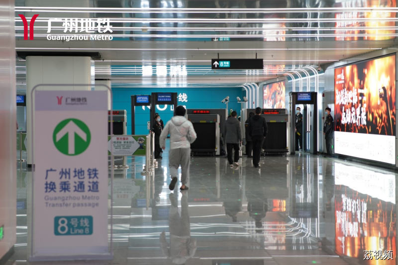 广州白云站进出站最新攻略来了→