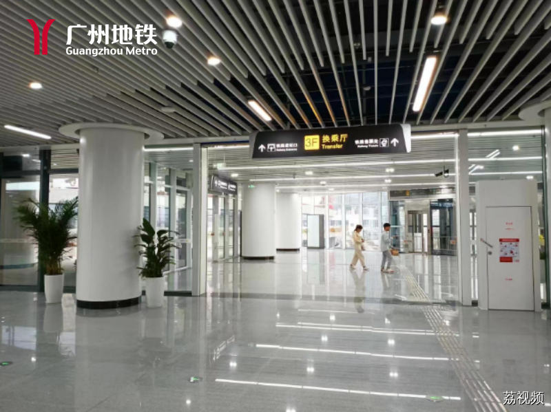 广州白云站进出站最新攻略来了→