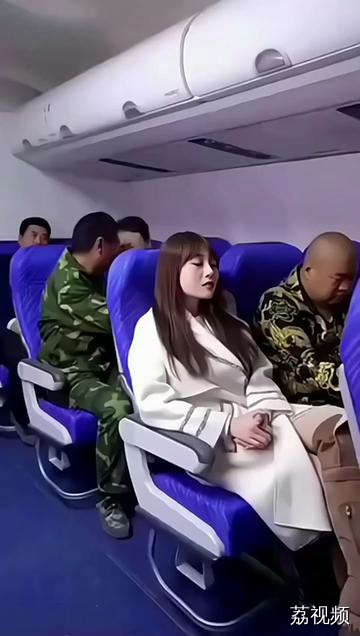 《 哥 只 是 个 传 说 》