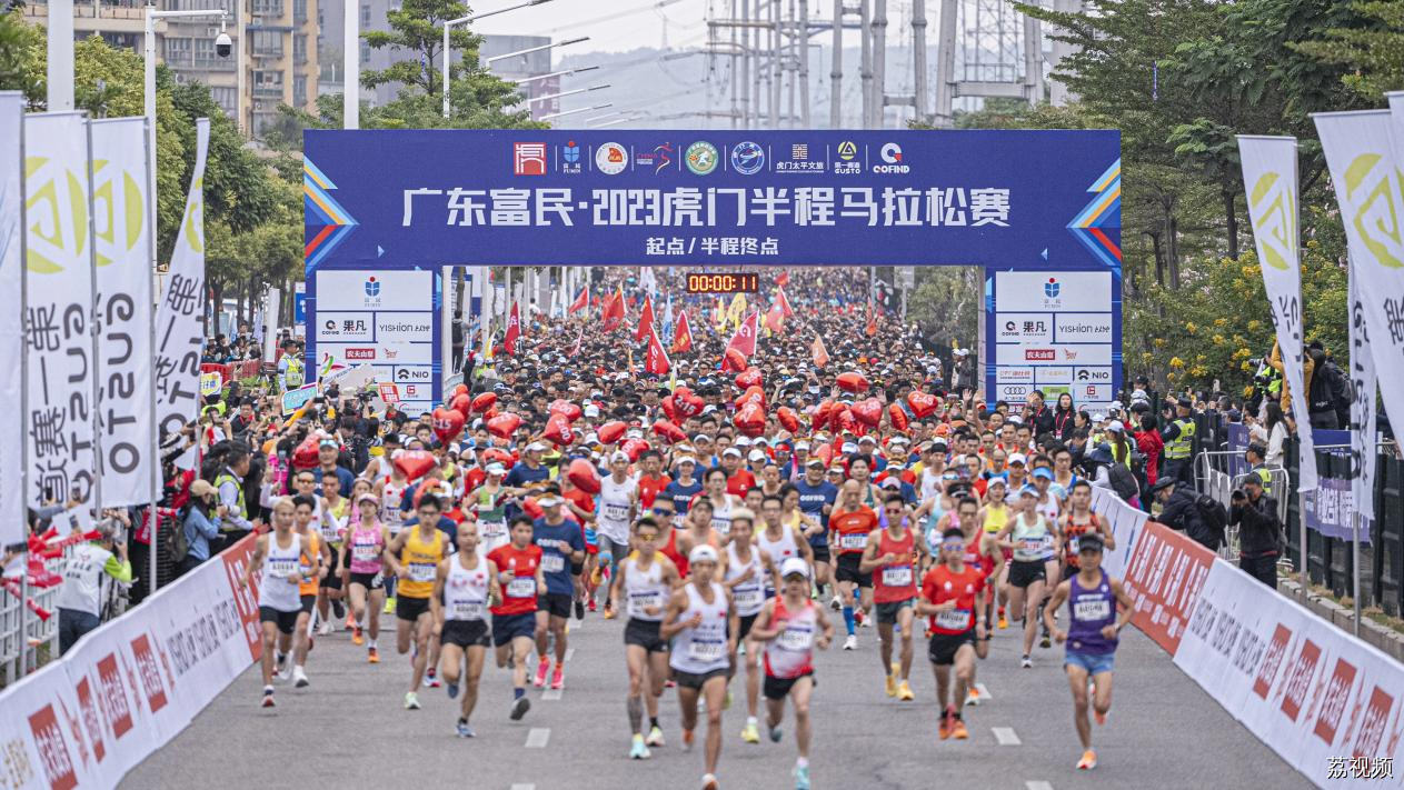 时尚潮·东莞造！东莞“虎门服装”“大朗毛织”两场时尚大show首次联袂举行