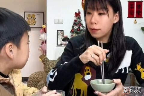 广东妈妈手把手教传统餐桌礼仪