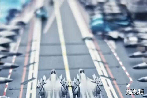 硬核海军迷 制作了760余艘军舰模型