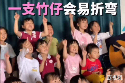 幼儿园小朋友童声合唱