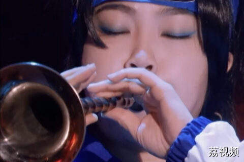 次元壁破了！“鸣人”演奏三味线，你真的没走错片场#国乐大典#