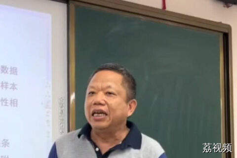广东教师向学生传授人生道理，“广普”和粤语切换自如