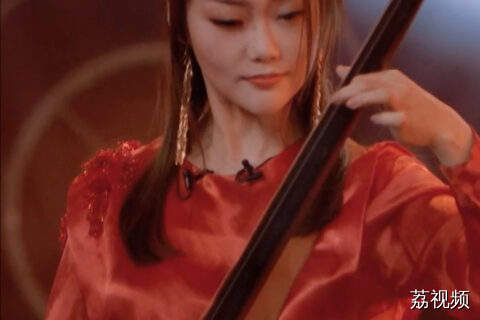 鼓点如雷，节奏似潮，将现场氛围节节推高！#国乐大典#