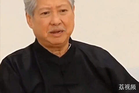 香港演员洪金宝和儿子直播，洪金宝：最遗憾是没时间教导儿子