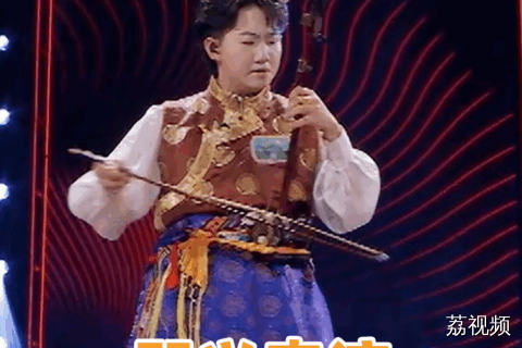 利落弓法，丝滑旋律，这段“二胡即兴”让人直呼过瘾！#国乐大典