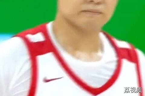 中国男篮热身赛大胜委内瑞拉队  赵睿砍下11分