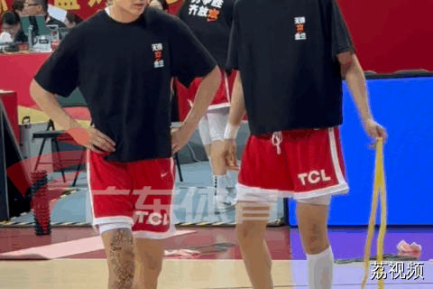 杨力维杨舒予赛前直拍