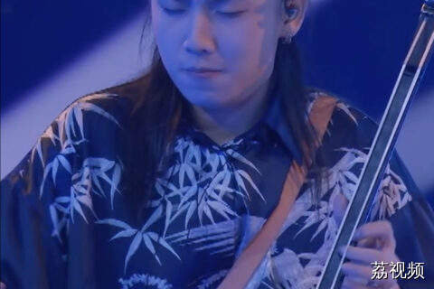 超梦幻的“星际穿越”！流动的音符诉说神秘壮阔的月夜#国乐大典