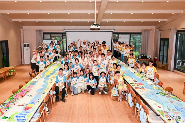 在自然与艺术的对话中，乡村师生共创成长画卷