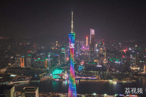 温氏中华土鸡惊艳亮相广州塔