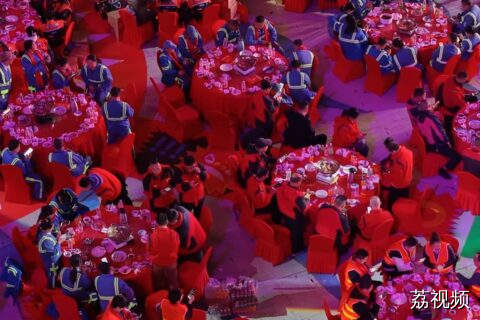 刷爆朋友圈！广州工会在广州塔、海心沙向各行各业送上新春祝福！