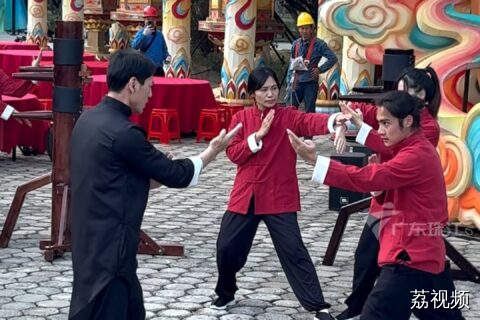 你以为的我们vs实际上的我们，珠江春晚尽显武魂传承