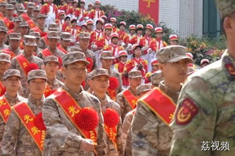 出征！满屏青春志，这才是我们要追的“星”